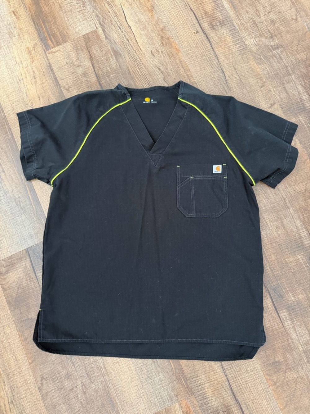 Men’s Carhartt scrub top